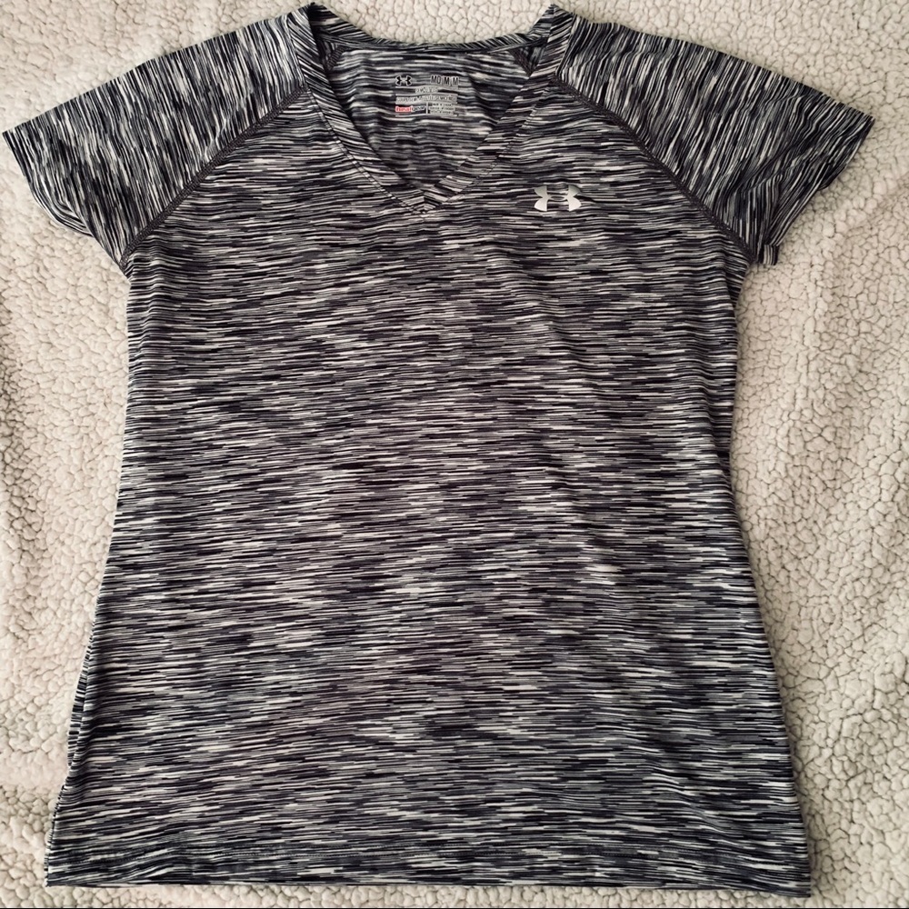 Under Armour T-shirt